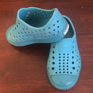 Teal Native Toddler Sz 7